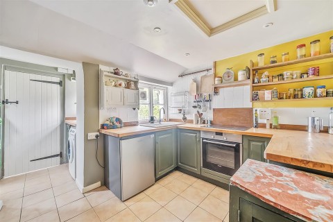 Click the photo for more details of Broadwoodkelly, Winkleigh
