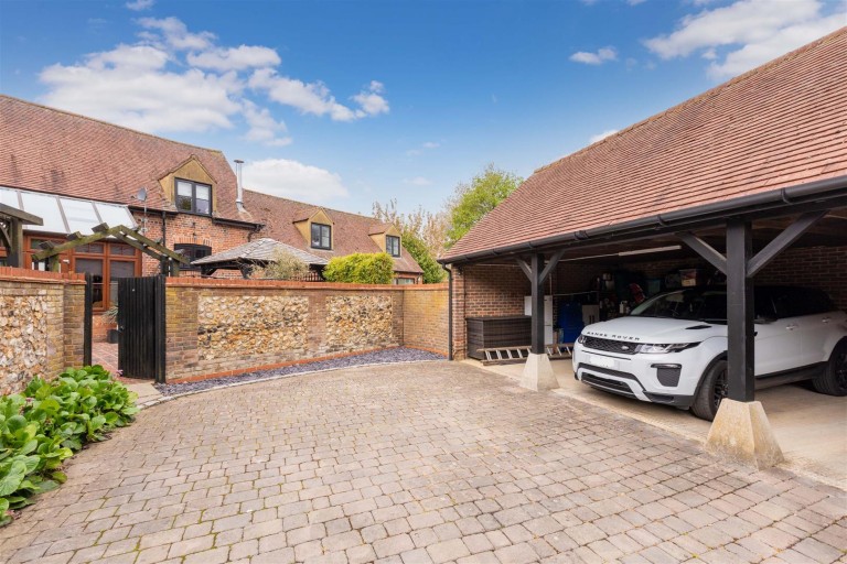 Images for Hill Road, Lewknor, Watlington