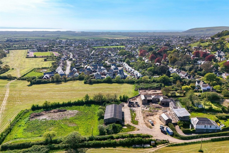 Click the photo for more details of Lower Park Road, Braunton