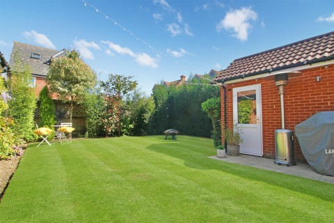 Click the photo for more details of Garden Close, Grantham