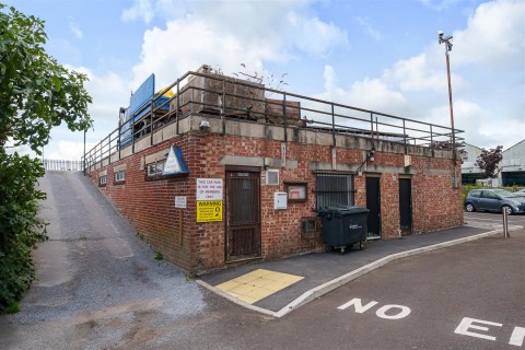 Click the photo for more details of Former Yeovil Snooker Club, Reckleford, Yeovil, Somerset.