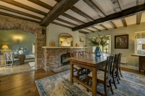 Click the photo for more details of Oare, Lynton