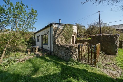 Click the photo for more details of Beara Farm, Old Berrynarbor Road, Ilfracombe