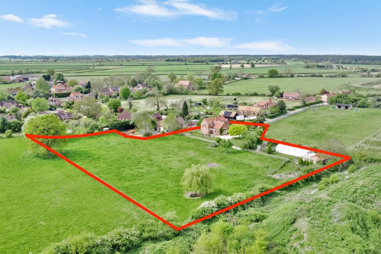Click the photo for more details of Brecks Lane, Stapleford