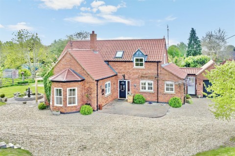 Click the photo for more details of Brecks Lane, Stapleford