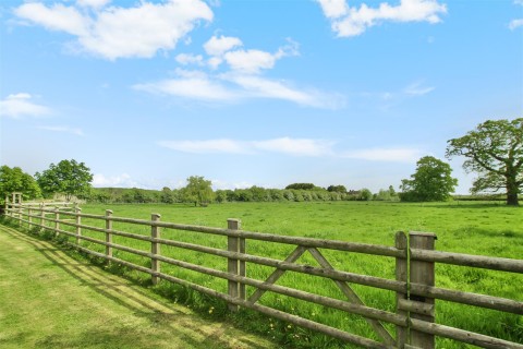 Click the photo for more details of Brecks Lane, Stapleford