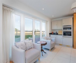 Images for Crocker End, Nettlebed, Henley-On-Thames