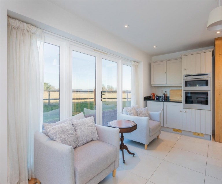 Images for Crocker End, Nettlebed, Henley-On-Thames