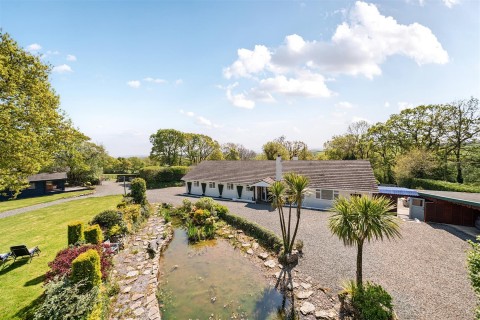 Click the photo for more details of Highampton, Beaworthy