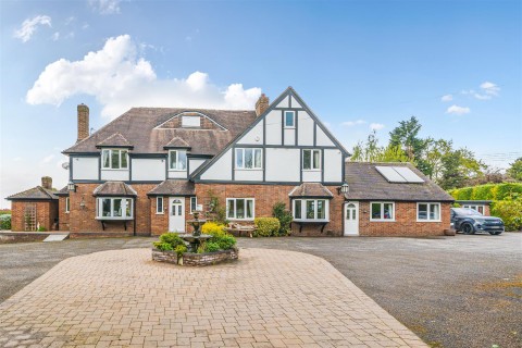 Click the photo for more details of Green End Road, Fillongley, CV7