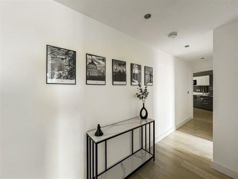 Click the photo for more details of Great Northern Road, Cambridge