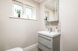 Images for Halls Close, Braughing