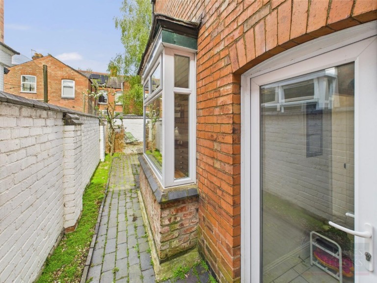 Images for Eastleigh Road, West End, Leicester