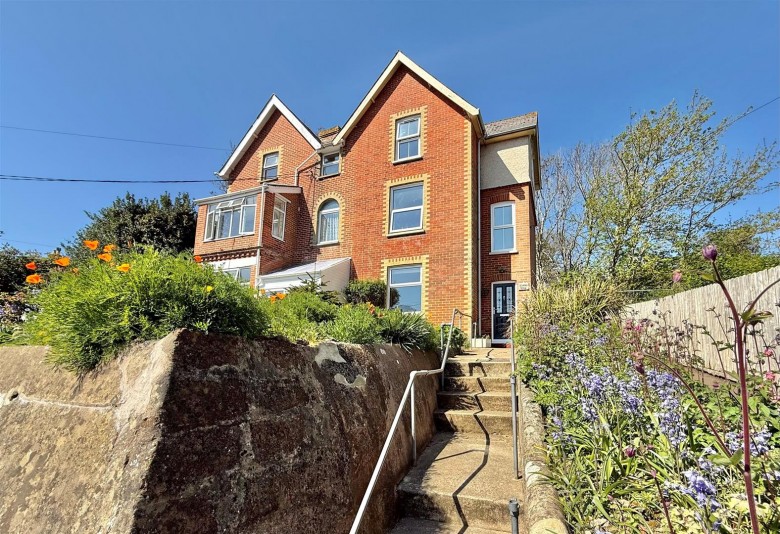 Click the photo for more details of Totland Bay, Isle of Wight