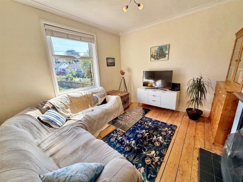 Click the photo for more details of Totland Bay, Isle of Wight