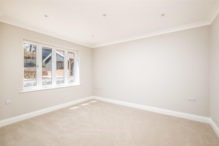 Images for Halls Close, Braughing