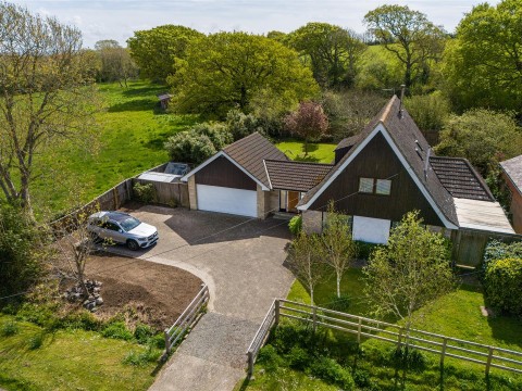 Click the photo for more details of Norton Green, Isle of Wight