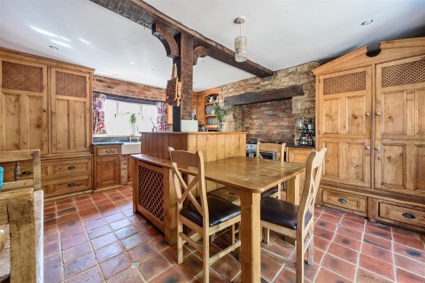 Click the photo for more details of Hartwell Road, Ashton, NN7