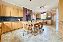 Images for Fen Farm, Little Hale, Sleaford