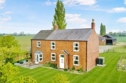 Images for Fen Farm, Little Hale, Sleaford