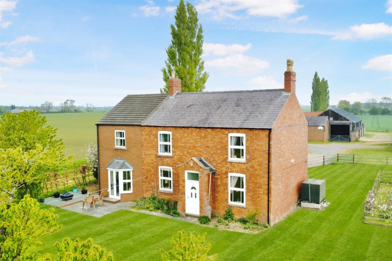 Images for Fen Farm, Little Hale, Sleaford