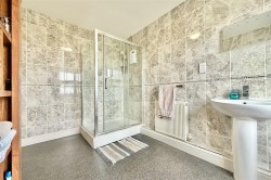 Images for Fen Farm, Little Hale, Sleaford