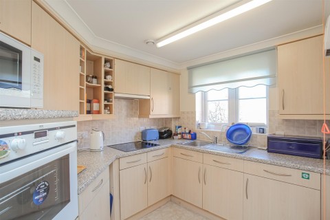 Click the photo for more details of School Lane, Banbury