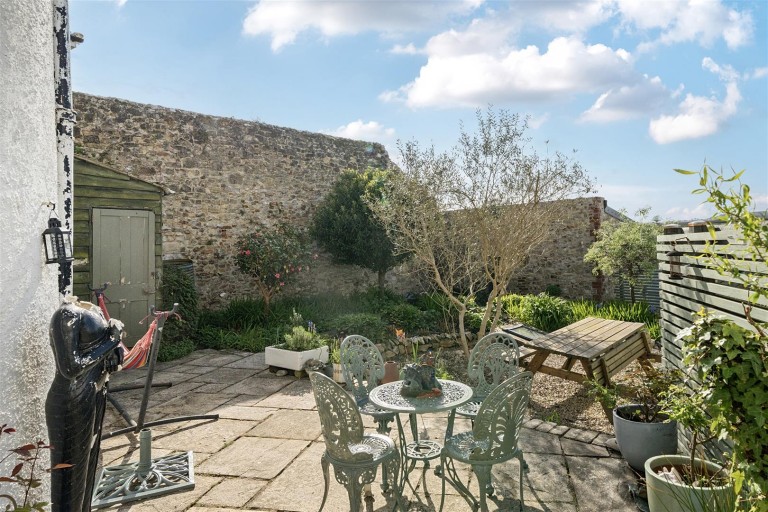 Images for Market Square, Axminster