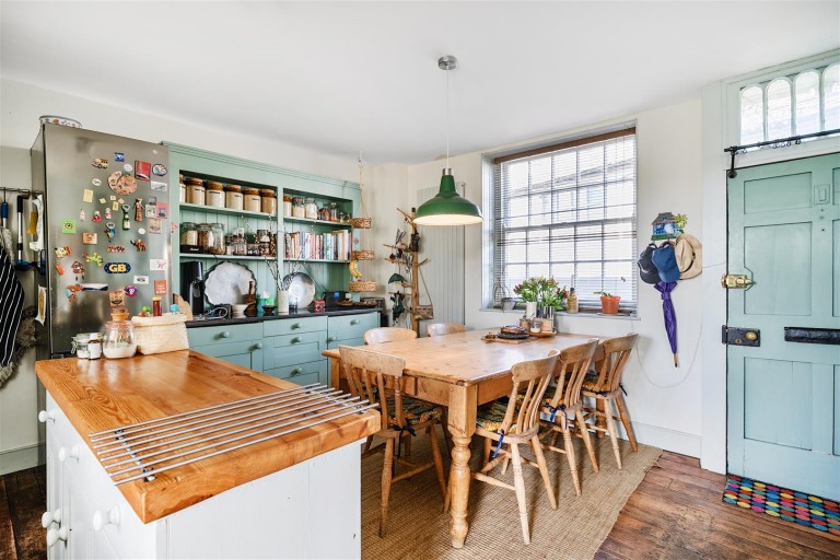 Images for Market Square, Axminster