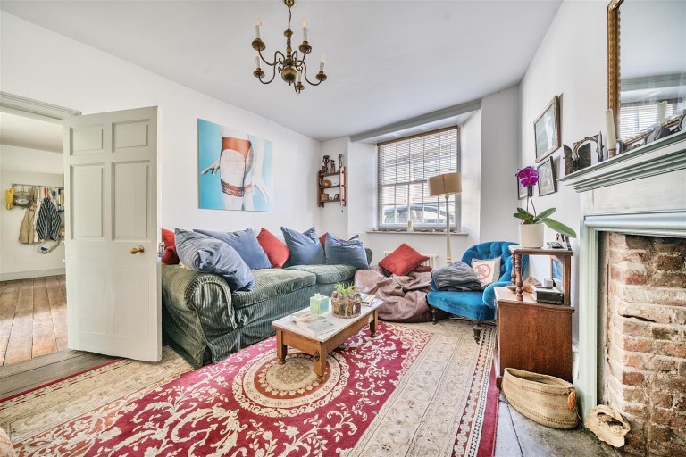 Images for Market Square, Axminster