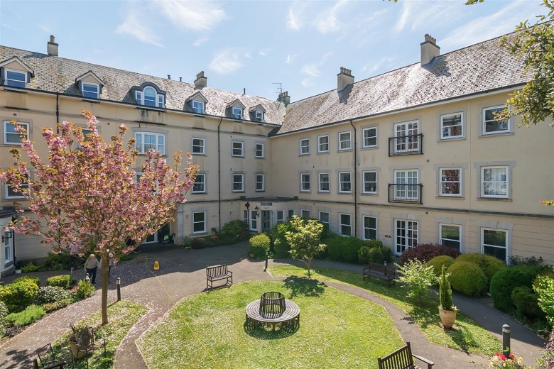 Click the photo for more details of Somerleigh Road, Dorchester