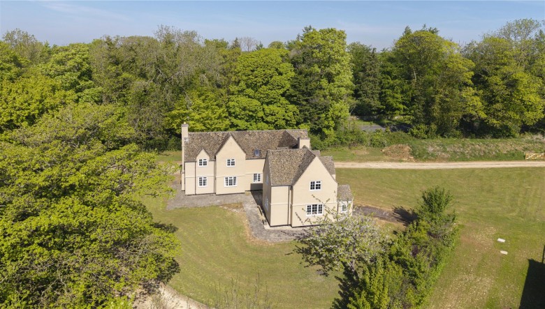 Click the photo for more details of Far Peak, Northleach