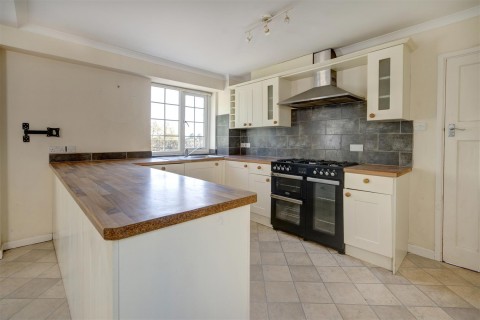 Click the photo for more details of Far Peak, Northleach