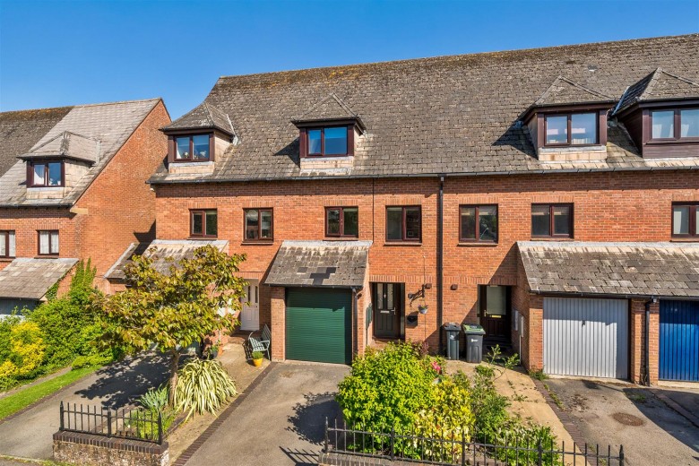 Click the photo for more details of Earl Close, Dorchester
