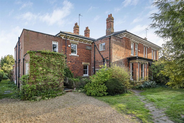 Click the photo for more details of Cavendish Avenue, Cambridge