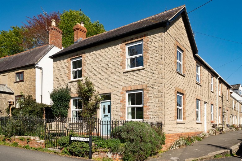 Click the photo for more details of Crock Lane - Bridport