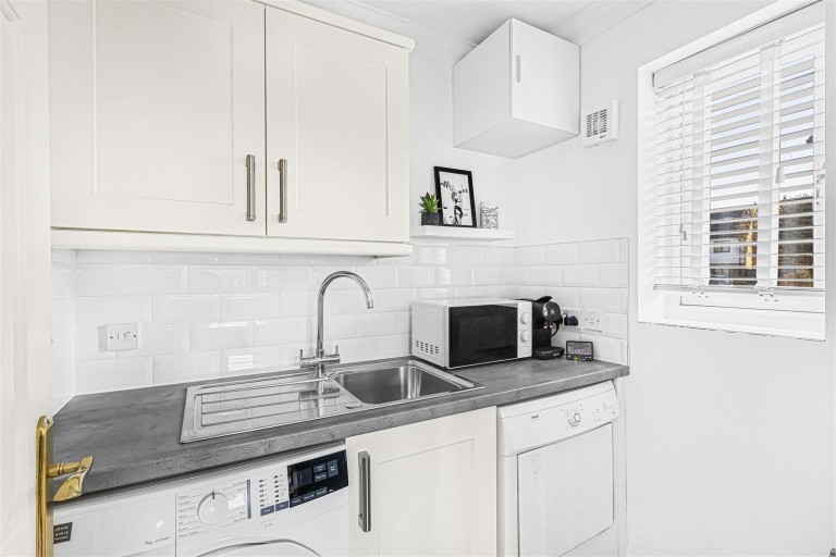 Images for Home Farm Close, Rampton