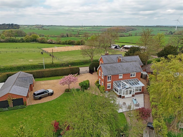 Click the photo for more details of Maidwell Road, Haselbech, Northamptonshire
