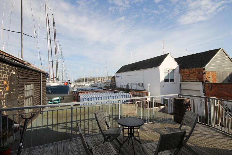 Click the photo for more details of High Street, Cowes