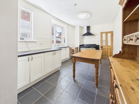 Click the photo for more details of Barclay Street, West End, Leicester