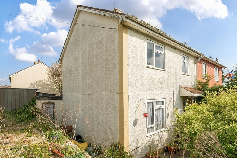 Click the photo for more details of St. Patricks Road, Yeovil