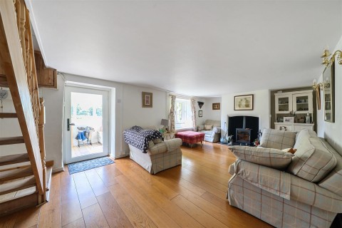 Click the photo for more details of Puxey, Sturminster Newton, Dorset