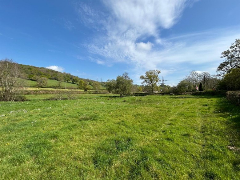 Click the photo for more details of Dalwood, Axminster