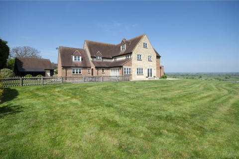 Click the photo for more details of Nell Hill, Hannington
