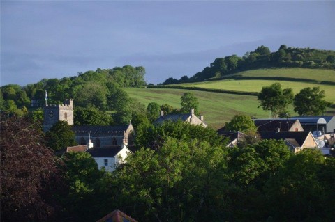Click the photo for more details of Lyme Road, Uplyme, Lyme Regis