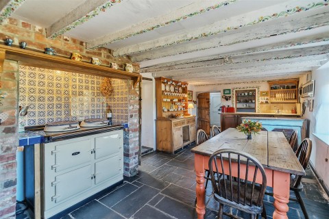 Click the photo for more details of Holditch, Chard