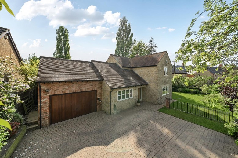 Click the photo for more details of Mill Lane, Greens Norton, NN12