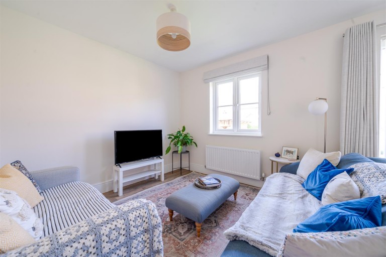 Images for Tanters Road, Towcester, NN12