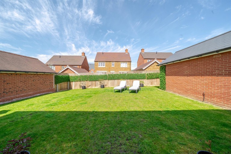 Images for Tanters Road, Towcester, NN12