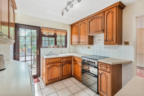 Click the photo for more details of Church Street, Barford St. Michael, Banbury